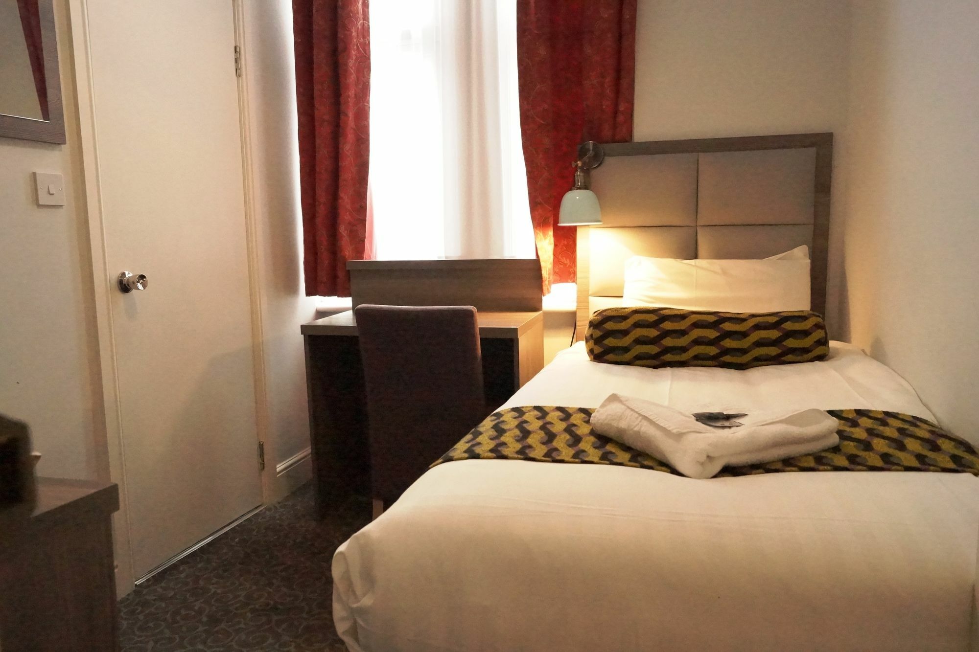 Euro Hotel Londra Dış mekan fotoğraf